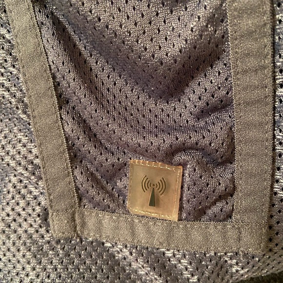 Helly Hansen Black Wind Jacket, Winter / Ski Layer Fleece Size Large - Picture 4 of 6